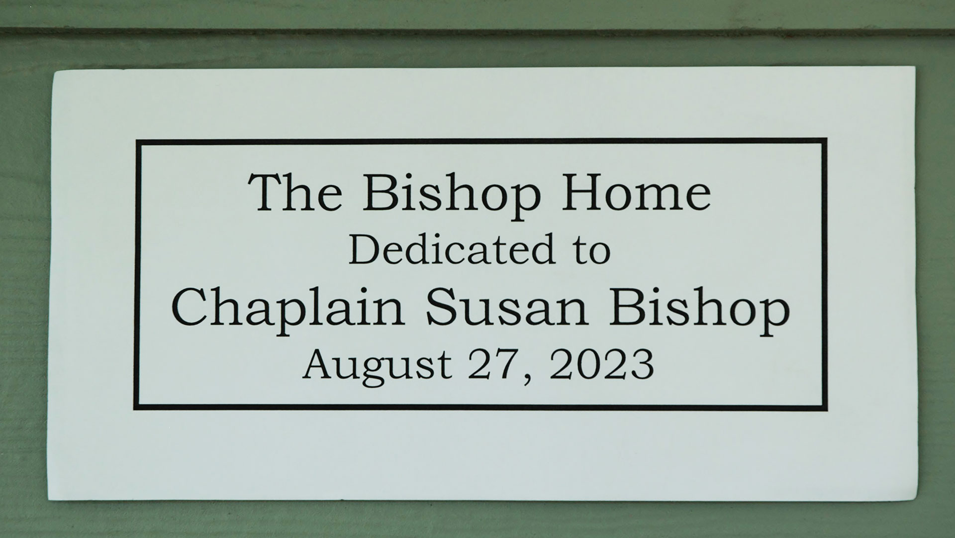 The Welcome Home House is a collaboration between Peachtree Road United Methodist Church, City of Refuge, and Atlanta Habitat for Humanity. A ribbon cutting ceremony was held in August 2023 with representatives and supporters from these three philantrhopic institutions. The house is dedicated in honor of Chaplain Susan Bishop, who served more than 40 years as a Chaplain in the Georgia Department of Corrections.